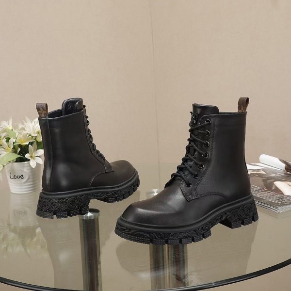 Designer LUV BOOTS 003