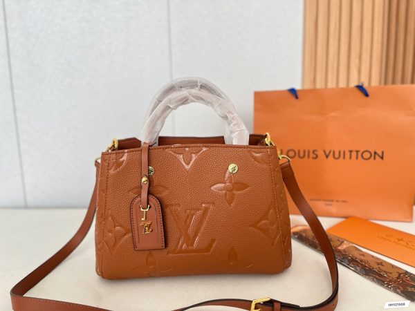 TO – Luxury Bags LUV 527