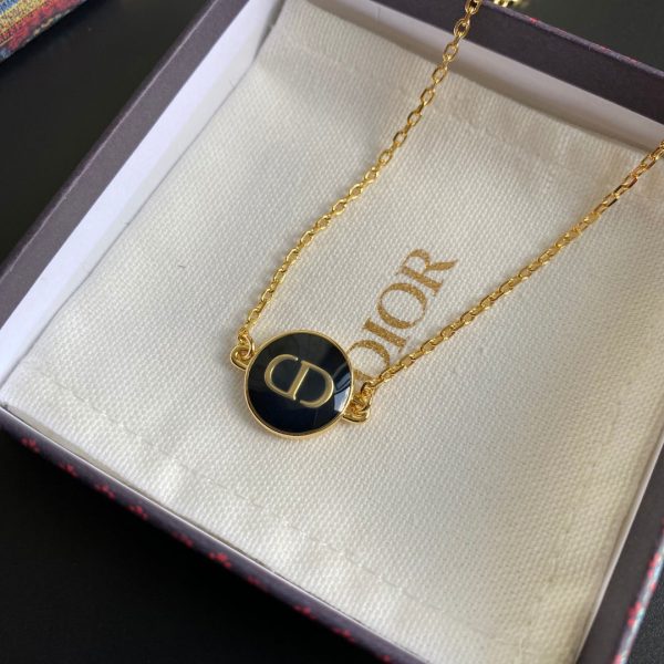 TO – Luxury Edition Necklace DIR001