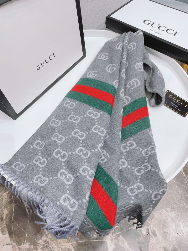 TO – Luxury Edition GCI Scarf 021