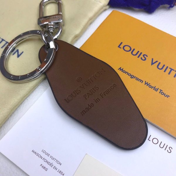 TO – Luxury Edition Keychains LUV 008