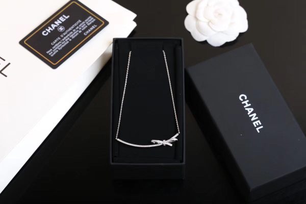 TO – Luxury Edition Necklace CH-L058