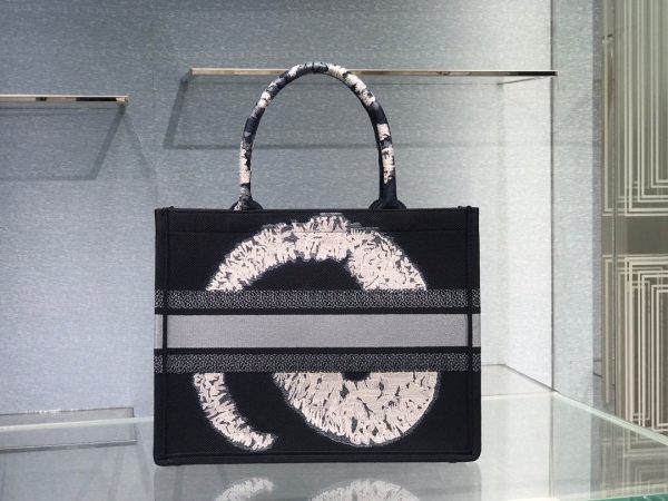 TO – Luxury Bags DIR 334