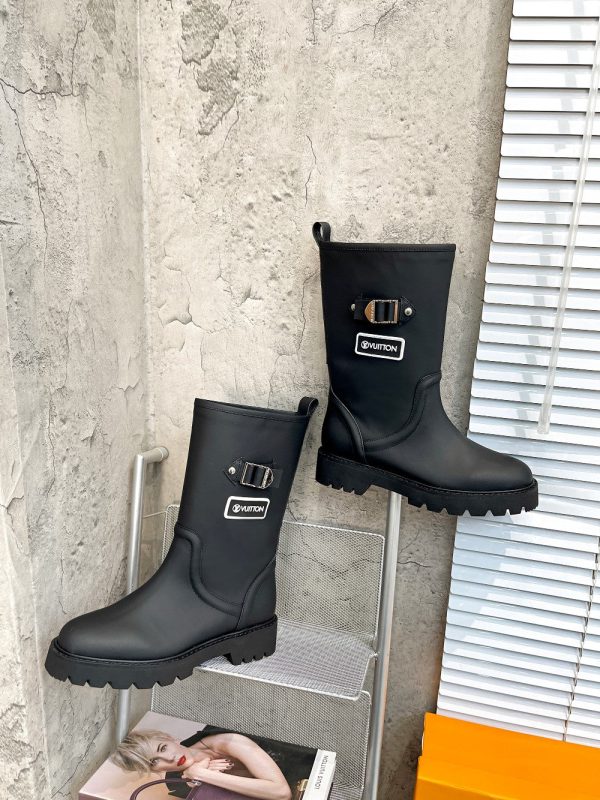 Designer LUV BOOTS 022