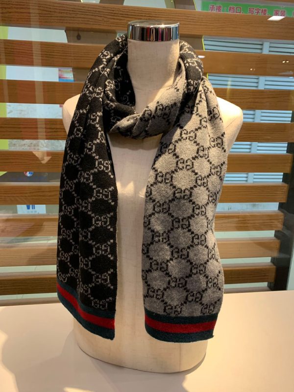 TO – Luxury Edition GCI Scarf 007