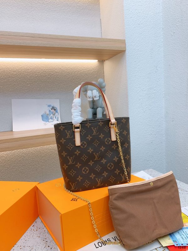 TO – Luxury Bags LUV 550