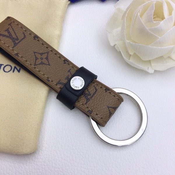 TO – Luxury Edition Keychains LUV 001