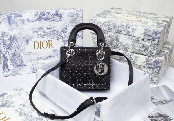 TO – Luxury Edition Bags DIR 230