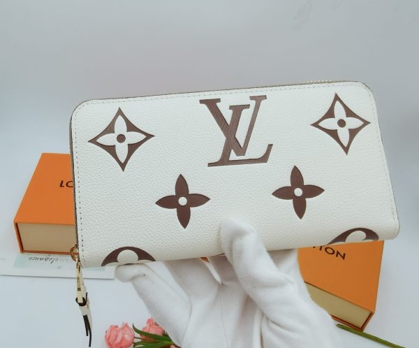 Luxury Wallet LUV 002