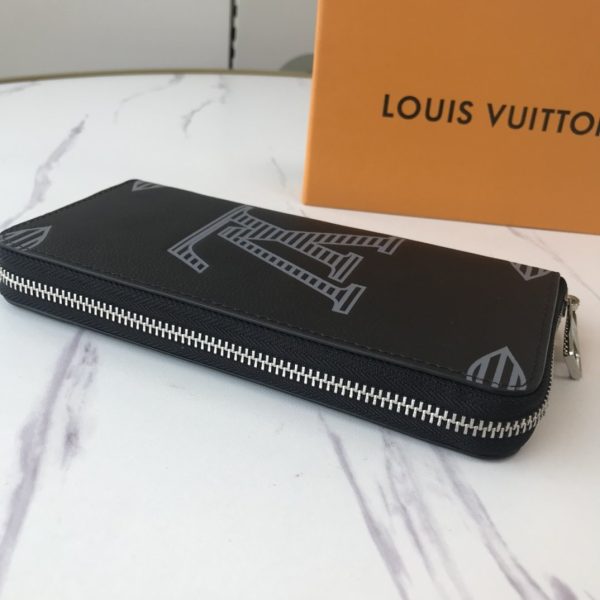 Luxury Wallet LUV 069