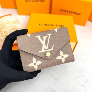 Luxury Wallet LUV 136