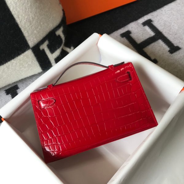 H MINI KELLY POCHETTE CROCODILE GOLD TONED HARDWARE RED 22CM