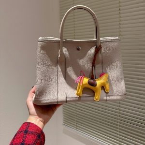 H GARDEN PARTY TOGO LEATHER WHITE 31CM