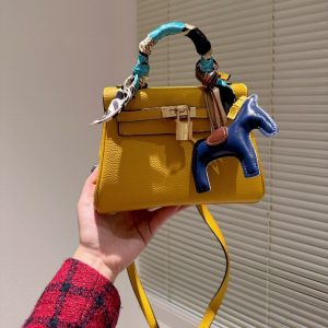 H KELLY TOGO YELLOW 20CM