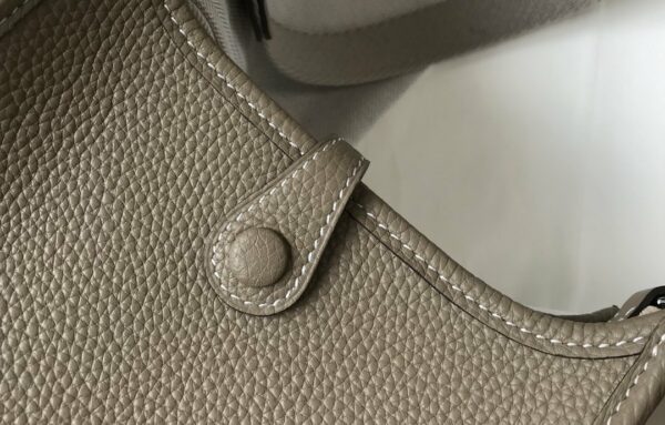 Hermes Evelyne 16 Amazone Bag Greige With Silver-Toned Hardware For Women, Women’s Shoulder And Crossbody Bags 6.3in/16cm