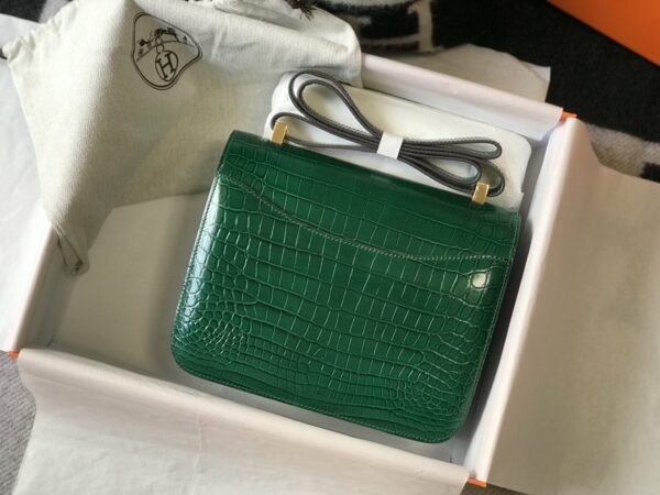 Hermes Constance 23 Pattern Crocodile Green For Women, Women’s Handbags, Shoulder Bag 9in/23cm