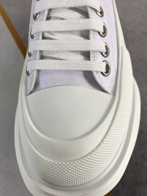 Alexander McQueen Tread Slick Lace Up Cotton White For Men 604257W4MV29000