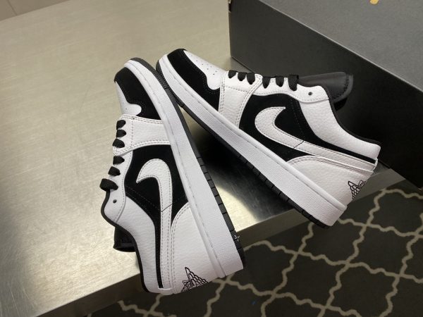  Nike Air Jordan 1 Low ‘White Black’ For Men