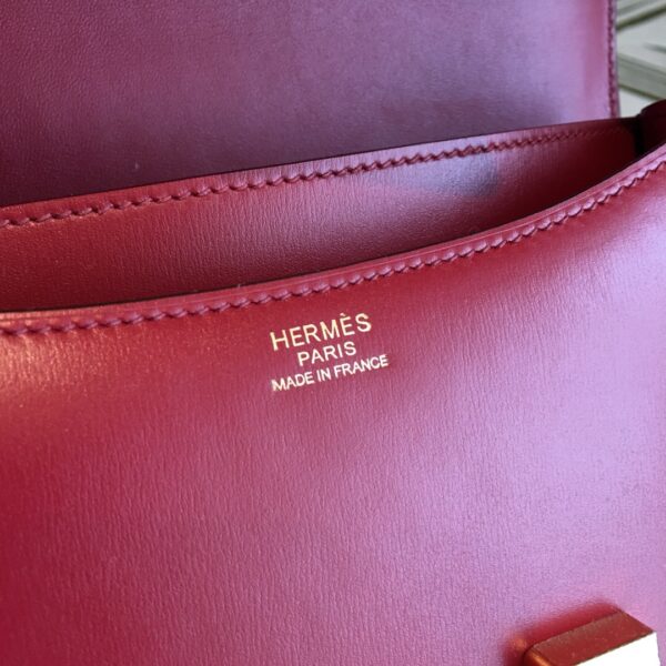 Hermes Constance Burgundy For Women Gold Toned Hardware 9.5in/24cm