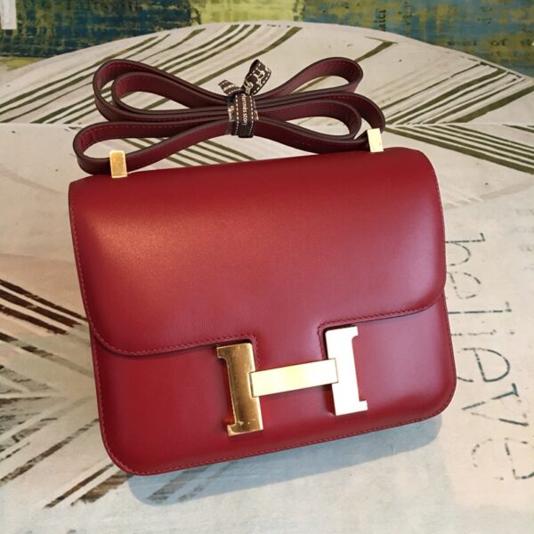 Hermes Constance Burgundy For Women Gold Toned Hardware 9.5in/24cm