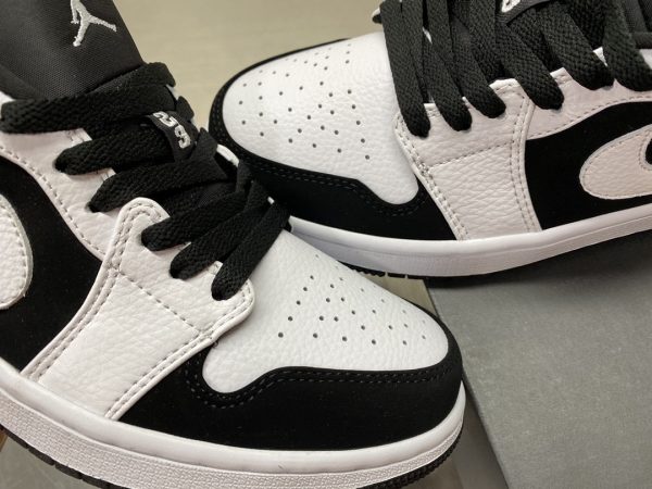  Nike Air Jordan 1 Low ‘White Black’ For Men