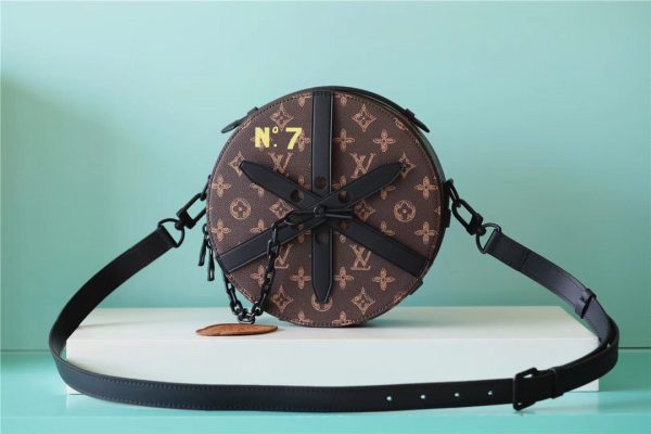 LV Wheel Box Monogram Canvas For Women, Women’s Handbags, Shoulder Bags And Crossbody Bags 9.1in/23cm LV M59706