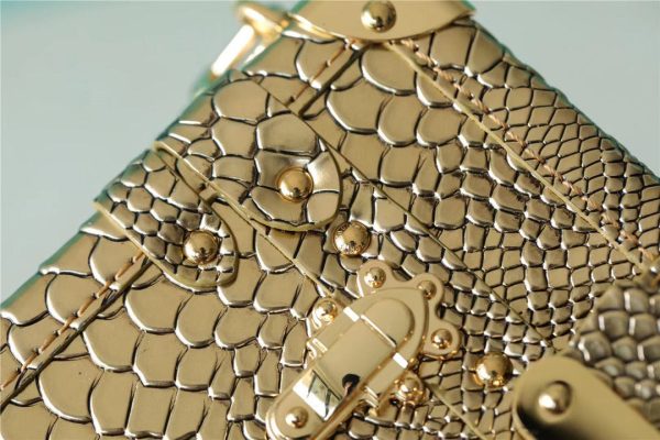 LV Petite Malle High Shiny Alligator By Nicolas Ghesquiere Gold For Women, Shoulder And Crossbody Bags 7.9in/20cm LV