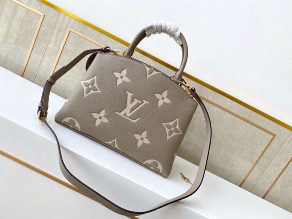 LV Petit Palais Monogram Flowers Tourterelle/Creme For Women, Shoulder And Crossbody Bags 11.4in/29cm LV M58914