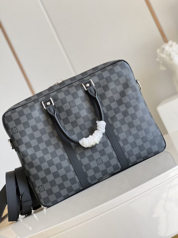 LV Porte Documents Voyage PM Damier Graphite Canvas For Men, Bags, Shoulder And Crossbody Bags 13.8in/35cm LV N41478