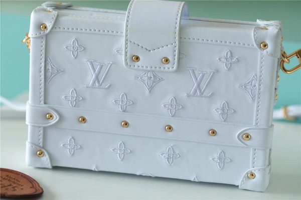 LV Petite Malle Monogram White For Women, Shoulder And Crossbody Bags 7.9in/20cm LV M20847