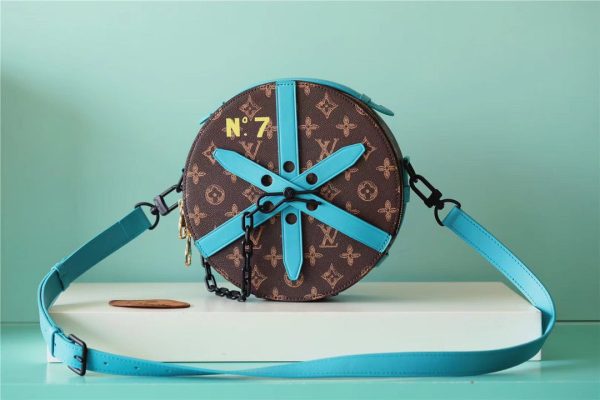 LV Wheel Box Monogram Canvas For Women, Women’s Handbags, Shoulder Bags And Crossbody Bags 9.1in/23cm LV