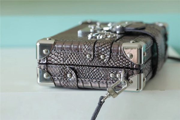 LV Petite Malle High Shiny Alligator By Nicolas Ghesquiere Silver For Women, Shoulder And Crossbody Bags 7.9in/20cm LV