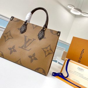 LV OnTheGo MM Monogram And Monogram Reverse Canvas For Women, Shoulder Bags 13.8in/35cm LV M45321