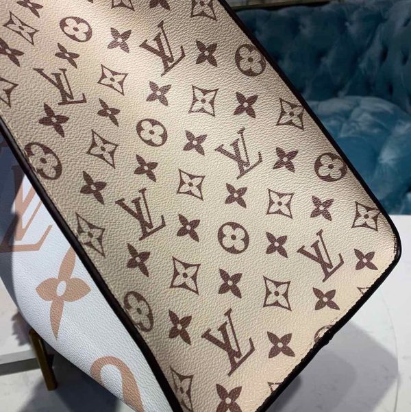 LV OnTheGo GM Tote Bag Monogram Giant Canvas Khaki/Cream/Beige For Women, Shoulder Bags 16.3in/41.5cm LV M44571