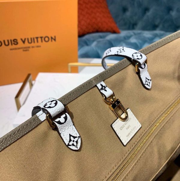 LV OnTheGo GM Tote Bag Monogram Giant Canvas Khaki/Cream/Beige For Women, Shoulder Bags 16.3in/41.5cm LV M44571