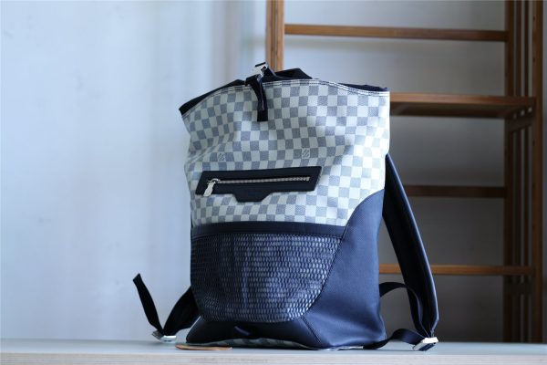 LV Matchpoint Backpack Damier Azur For Men, Bags 17in/43cm LV N40018