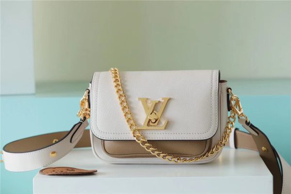 LV Lockme Tender White For Women, Women’s Handbags, Shoulder And Crossbody Bags 7.5in/19cm LV