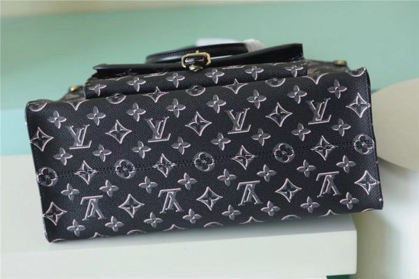 LV OnTheGo MM Monogram Canvas Black For Women, Shoulder And Crossbody Bags 13.8in/35cm LV M46154