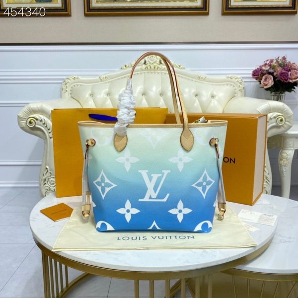 LV Neverfull MM Tote Bag Monogram Giant Canvas Blue For Women, Shoulder Bags 12.2in/31cm LV M45678