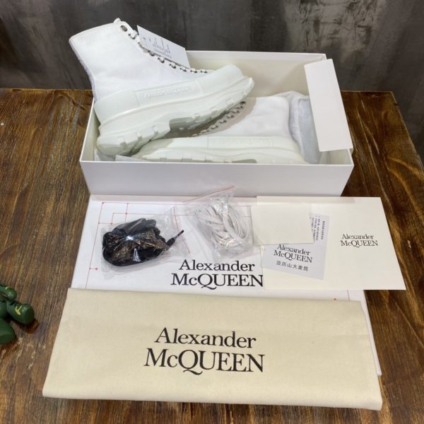 Alexander McQueen Tread Slick Boot Cotton White For Men 604254W4MV29000