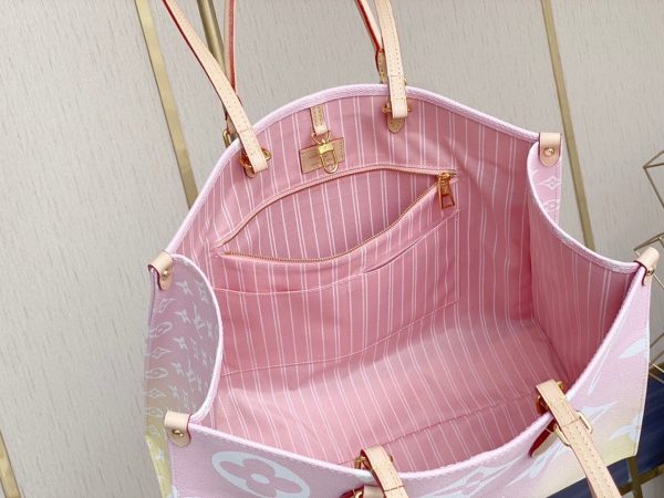 LV OnTheGo GM Monogram Giant Canvas Light Pink For Women, Tote Bags 16.1in/41cm LV M57641