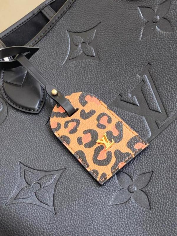 LV Neverfull MM Tote Bag Wild At Heart Monogram Empreinte Black For Women, Shoulder Bags 12.2in/31cm LV M45856