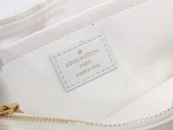 LV New Wave Chain Bag White For Women, Shoulder And Crossbody Bags 9.4in/24cm LV M58549