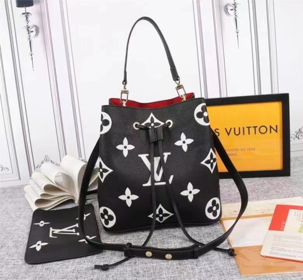 LV NeoNoe MM Bucket Bag Monogram Flowers Black/White For Women, Shoulder And Crossbody Bags 10.2in/26cm LV M45497