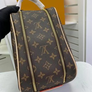 LV King Size Toiletry Monogram Canvas For Women, WoBags, Travel Bags 11in/28cm LV M47528