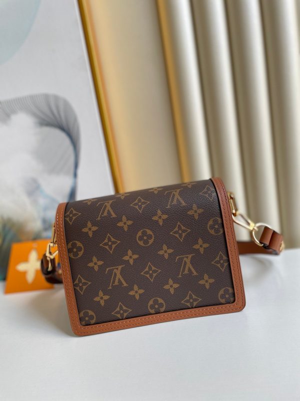 LV Mini Dauphine Monogram And Monogram Reverse Canvas By Nicolas Ghesquière For Spring-Summer, For Women Shoulder Bags 20cm LV M45959