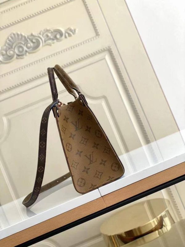 LV OnTheGo PM Monogram Canvas For Women, Shoulder Bags 9.8in/25cm LV