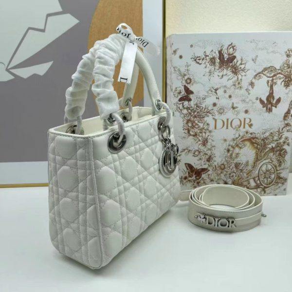 DIOR LADY BAG CANNAGE LAMBSKIN WHITE 20CM