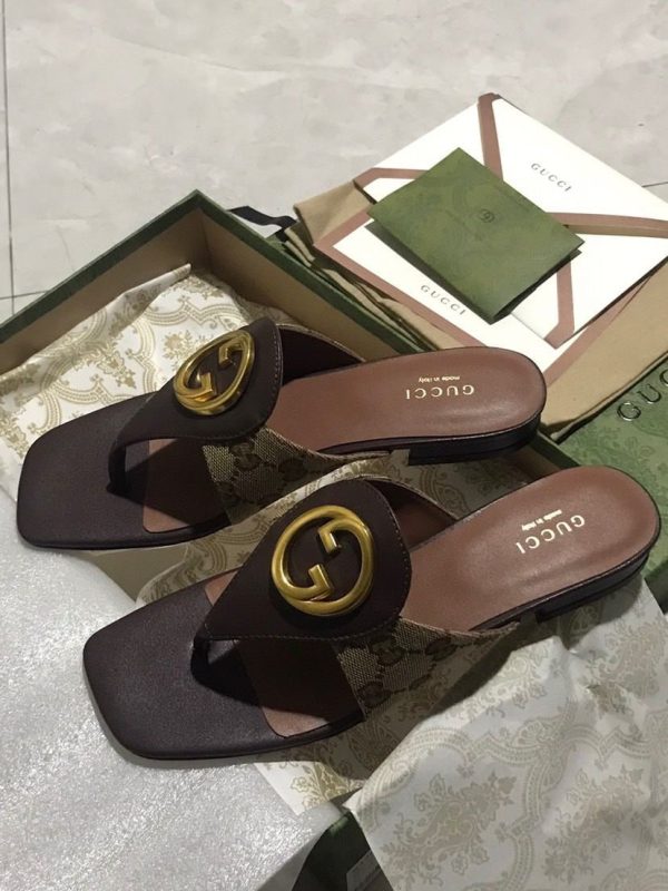 GUCCI BLONDIE THONG SANDALS BROWN P00810550