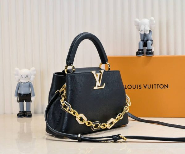 LOUIS VUITTON CAPUCINES BB BAG WITH CHARM BLACK 27CM